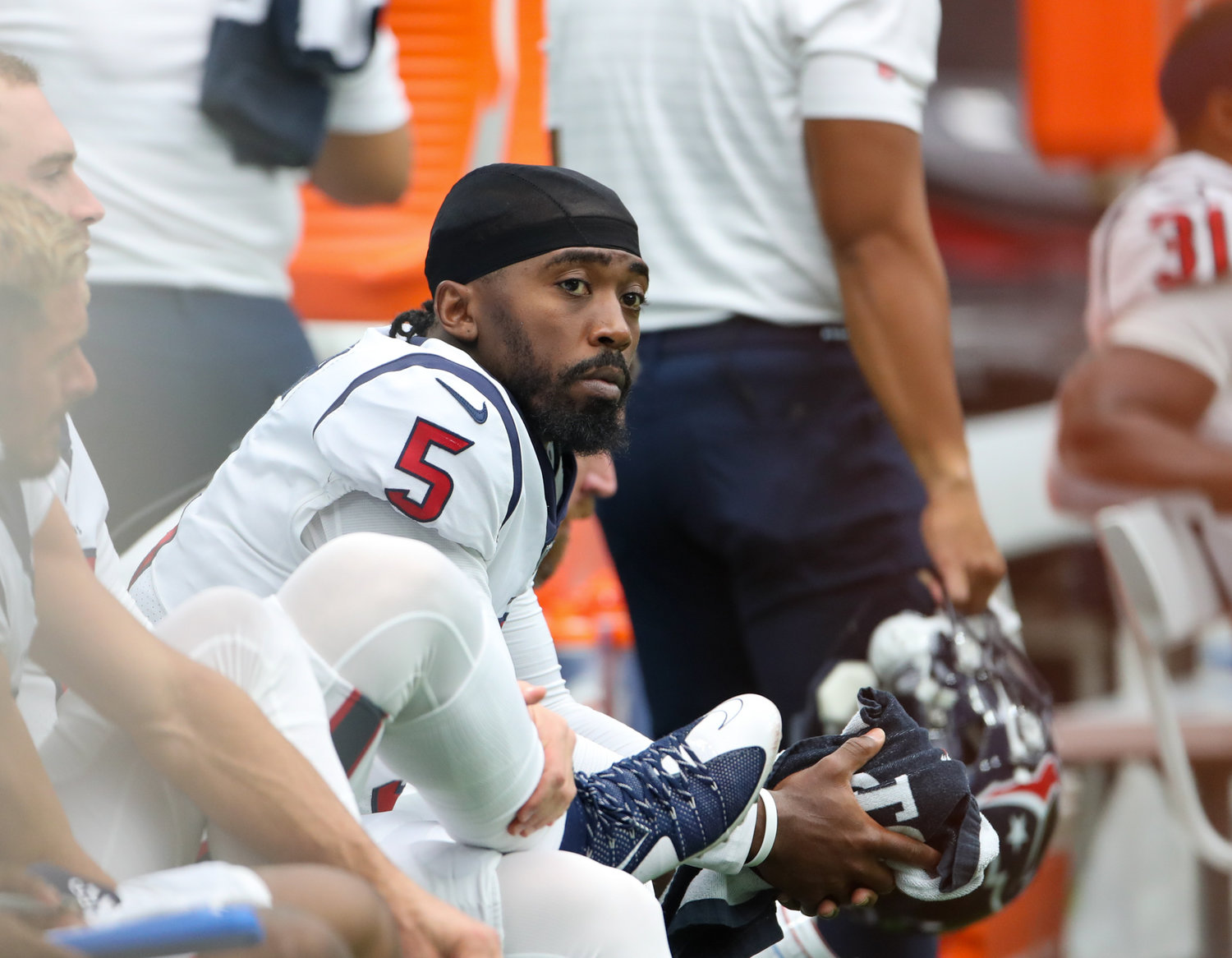 Houston Texans quarterback Tyrod Taylor (5) on the bench during the first half of an NFL game between the Houston Texans and the Jacksonville Jaguars on September 12, 2021 in Houston, Texas.