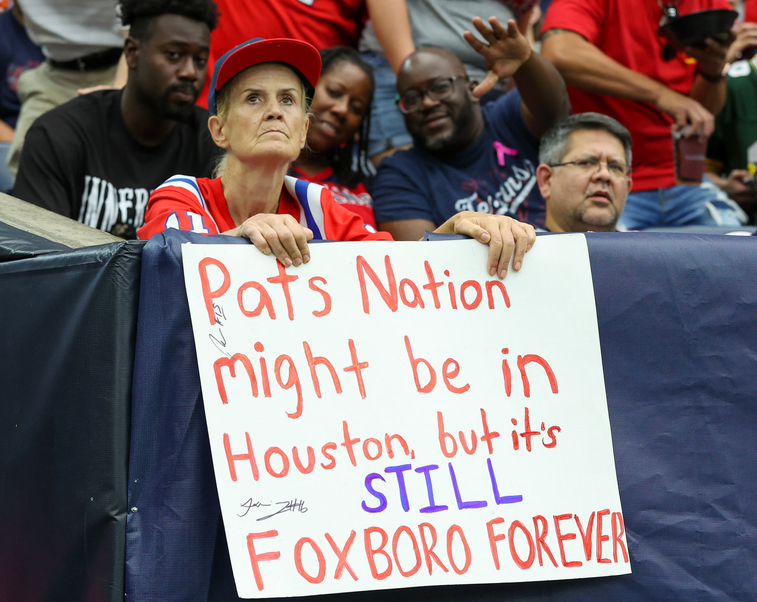 A New England Patriots fan during an NFL game between Houston and New England on October 10, 2021 in Houston, Texas. The Patriots won 25-22.