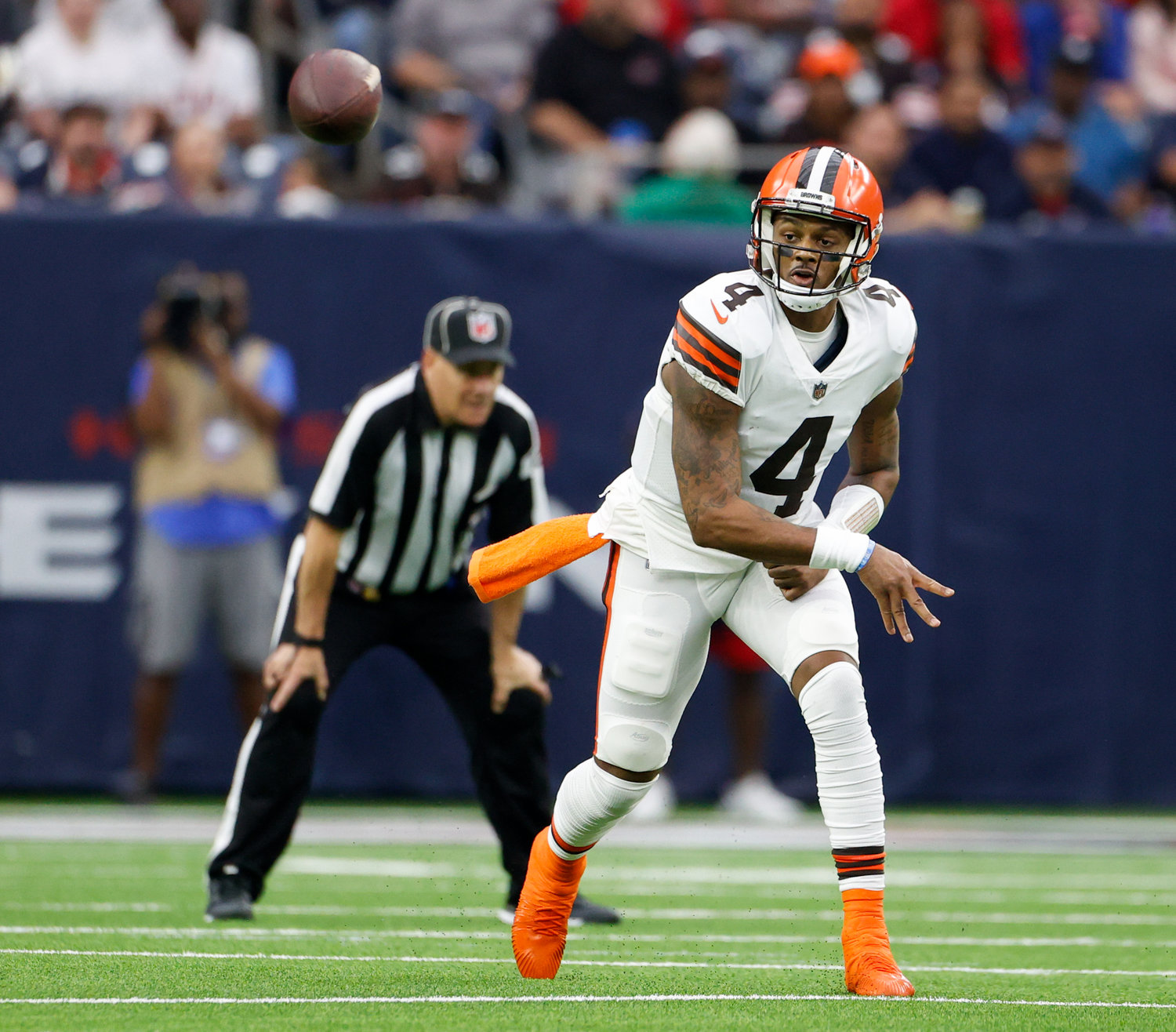 Cleveland Browns quarterback Deshaun Watson (4) passes the ball during an NFL game between the Houston Texans and the Cleveland Browns on Dec. 4, 2022, in Houston. The Browns won, 27-14.