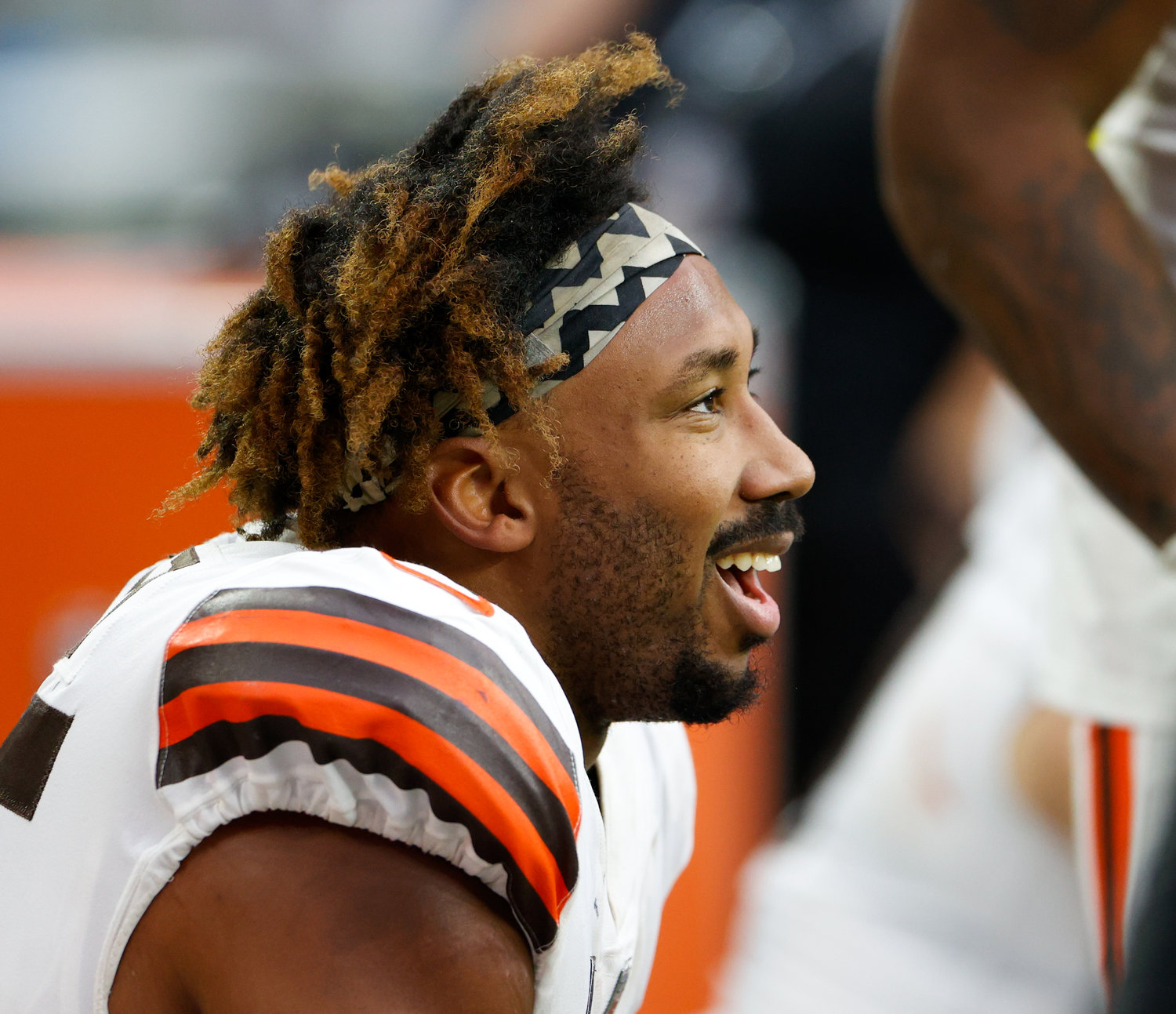 Cleveland Browns defensive end Myles Garrett (95) on the sideline during an NFL game between the Houston Texans and the Cleveland Browns on Dec. 4, 2022, in Houston. The Browns won, 27-14.