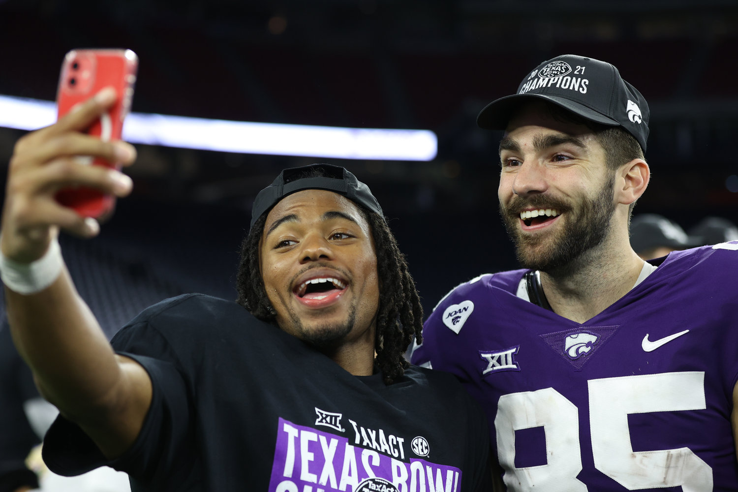 Kansas State Wildcats wide receiver Kade Warner (85) joins in the celebration after a 42-20 win over LSU in the TaxAct Texas Bowl on Jan. 4, 2022 in Houston, Texas.