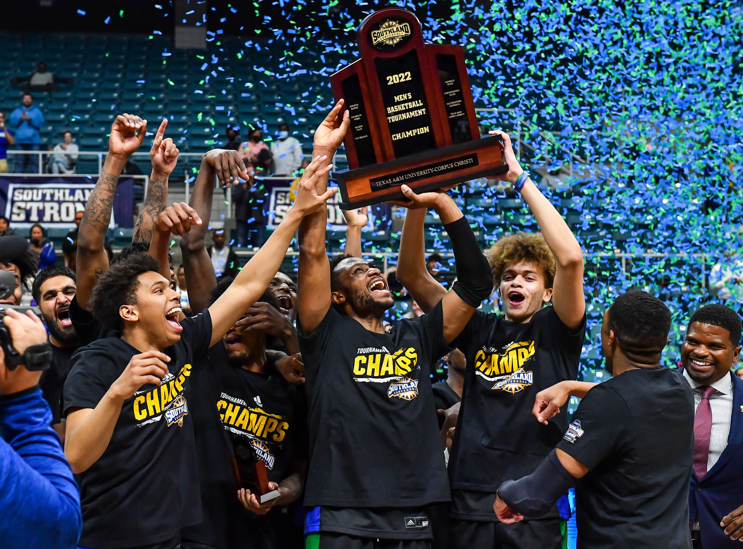 March 12, 2022:  A&M-Corpus Christi punches a ticket to March Madness after winning the Southland Conference Basketball Championship game between A&M Corpus Christi vs Southeastern Louisiana. (Photo by Mark Goodman / Katy Times)